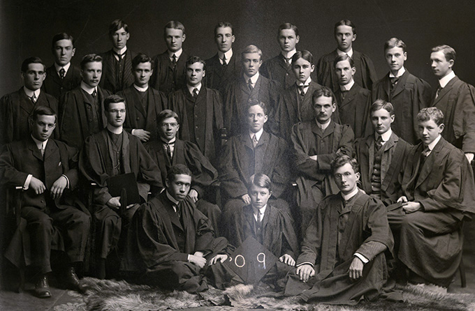 Class photo with Wilmot Burgess